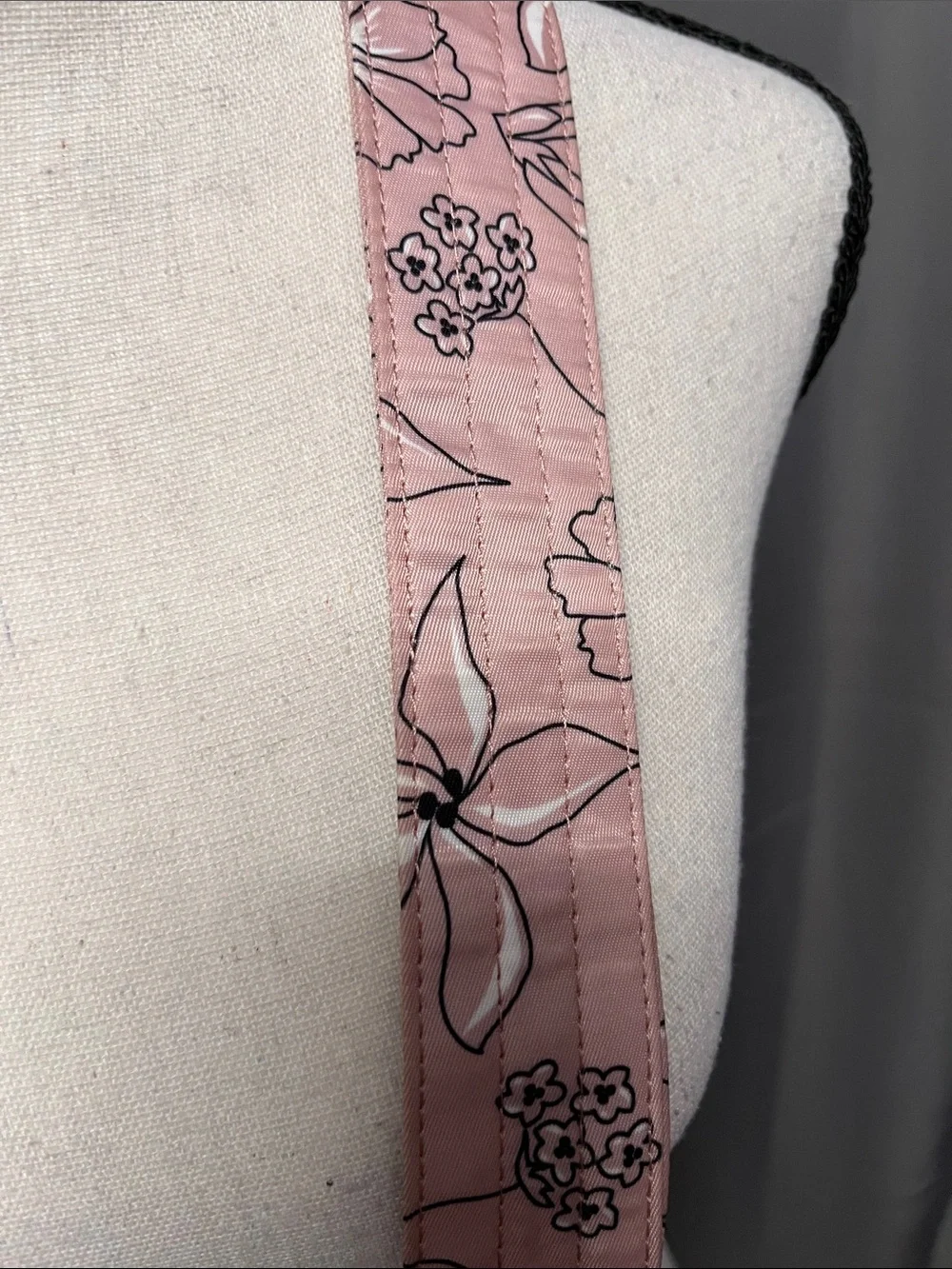 lug Silver Quilted Crossbody with Pink Floral Strap